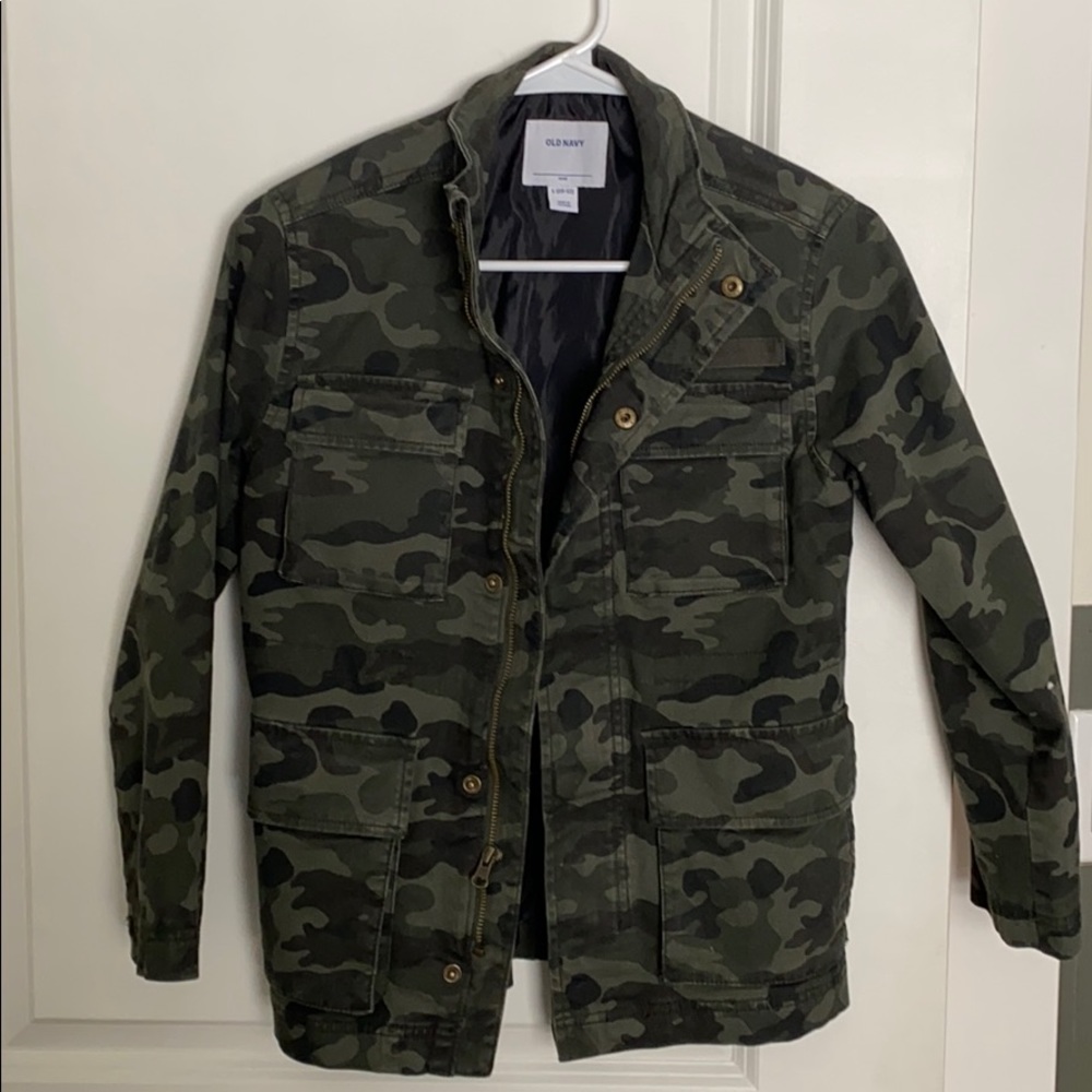 Boys camo utility jacket, never worn